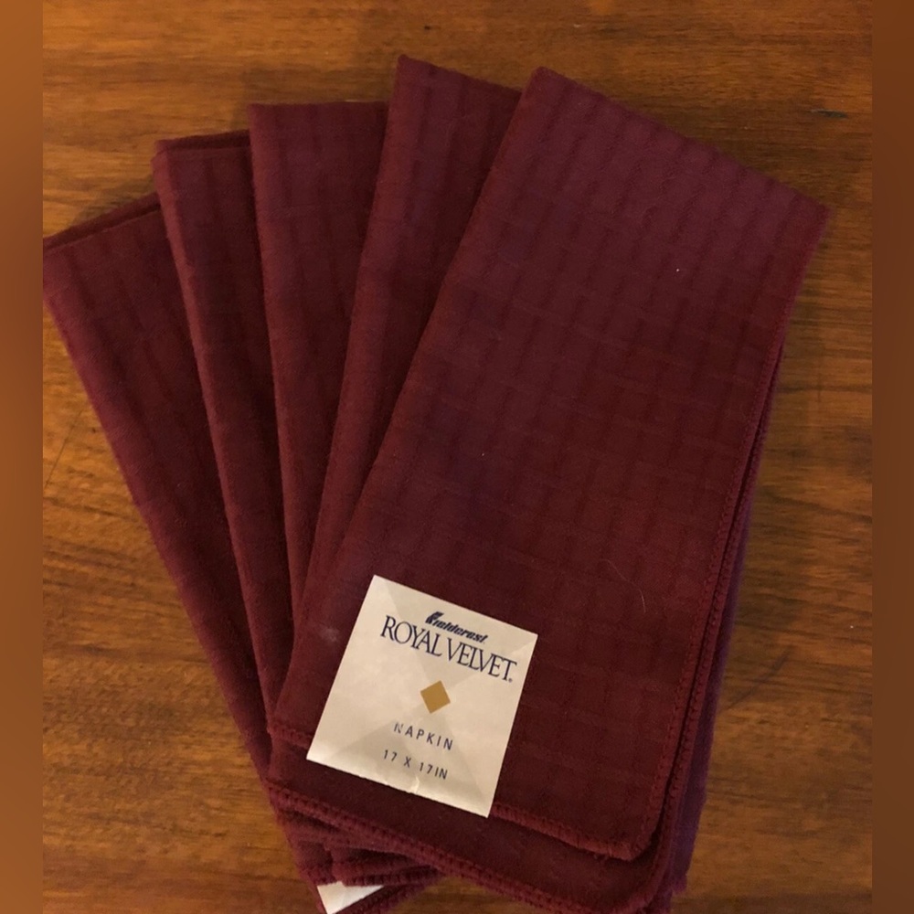 Set of 5 Fieldcrest Washable Cotton/Poly Roll Hem Napkins-Wine-Textured-NOS